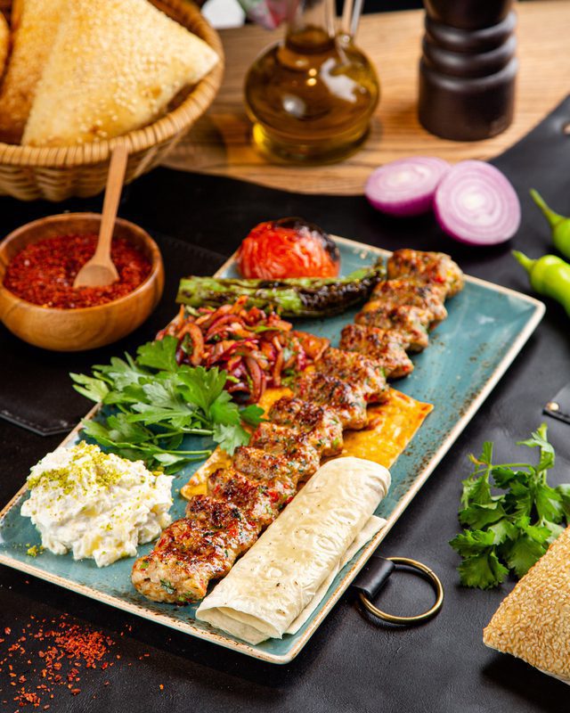 Тавук Бейти Кебаб